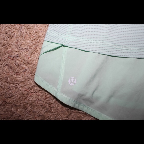 Lululemon tank - Picture 3 of 4